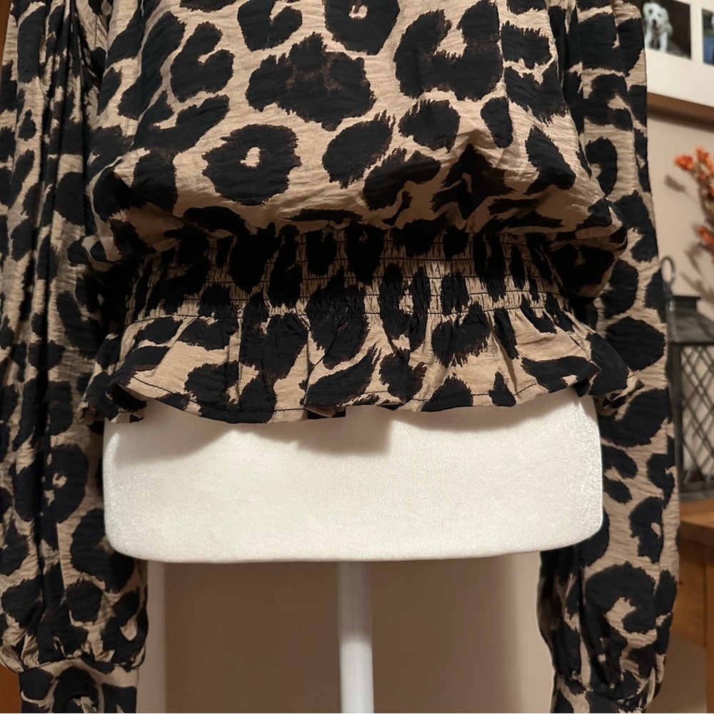 Vero Moda Black and Tan Animal Print work to night top - Picture 3 of 5